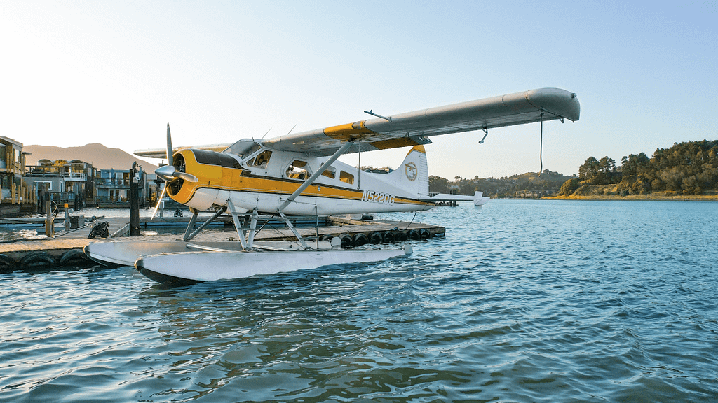 seaplane-adventures-at-dock-800x450