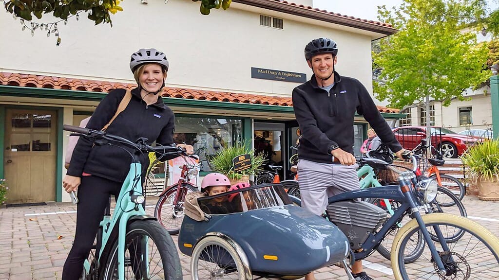 Mad Dog & Englishmen-Carmel-Family-credit @maddogscarmel-1600x900