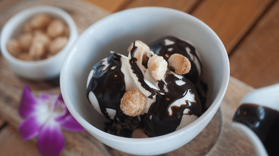 Coconut Ice Cream Sundae_maui sweet treats_800x450_andaz maui