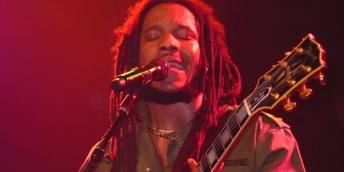 stephen marley performing