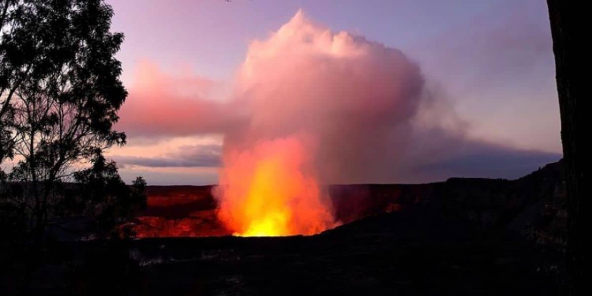 volcanos-national-park-big-island-hawaii-@hawaiivolcanosnps