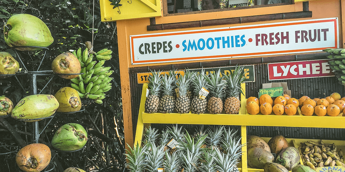 hawaiian food_fruit stand_feature image_800x400_hristina satalova