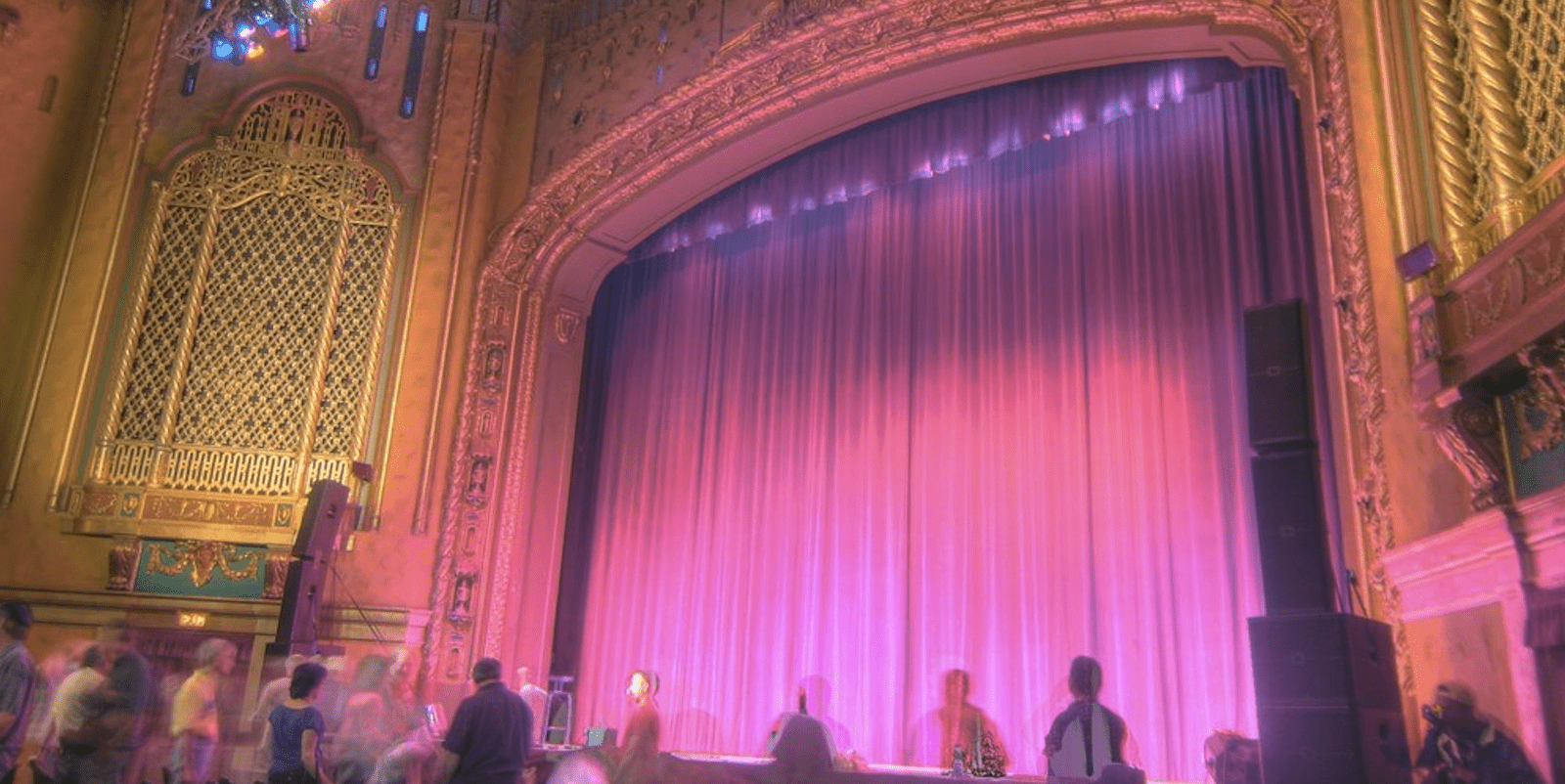 Golden State Theatre-Peninsula Monterey-Things to Do-January-credit BWChicago:WikiCommons-feature-800x400