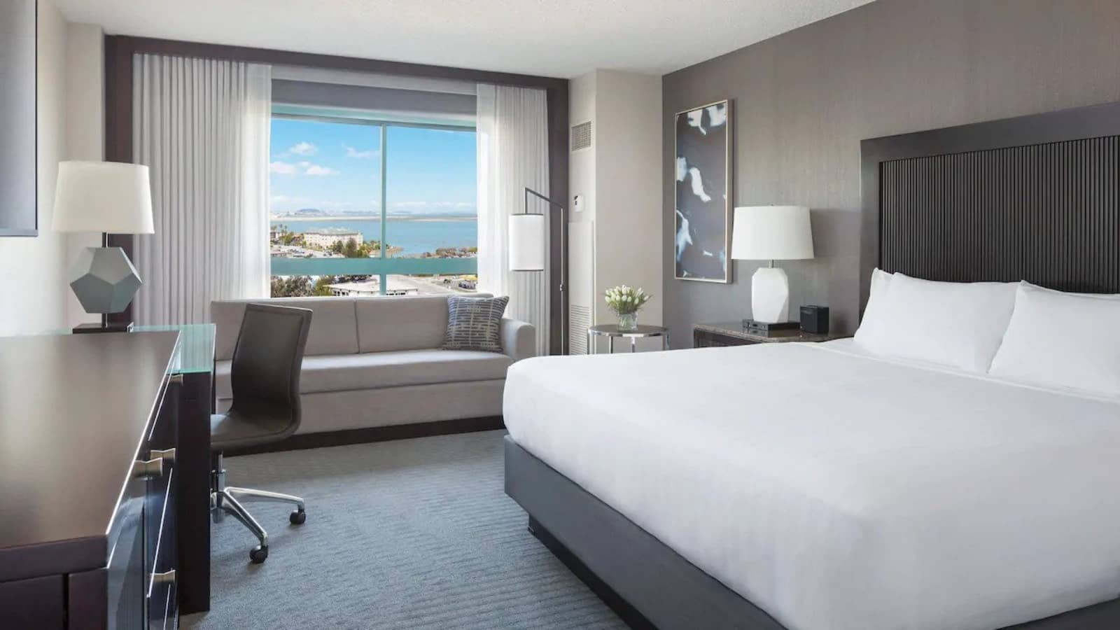 Hyatt Regency San Francisco Airport-SouthBay-Value-800x450-credit Hyatt Regency San Francisco Airport