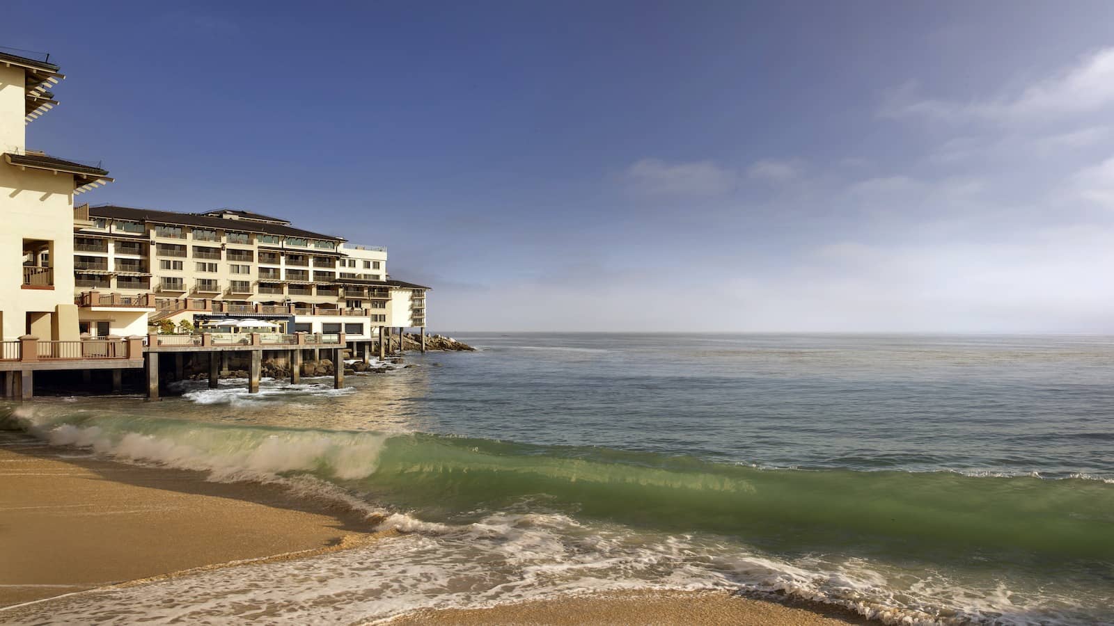 Monterey Plaza Hotel & Spa_monterey peninsula waterfront_800x450