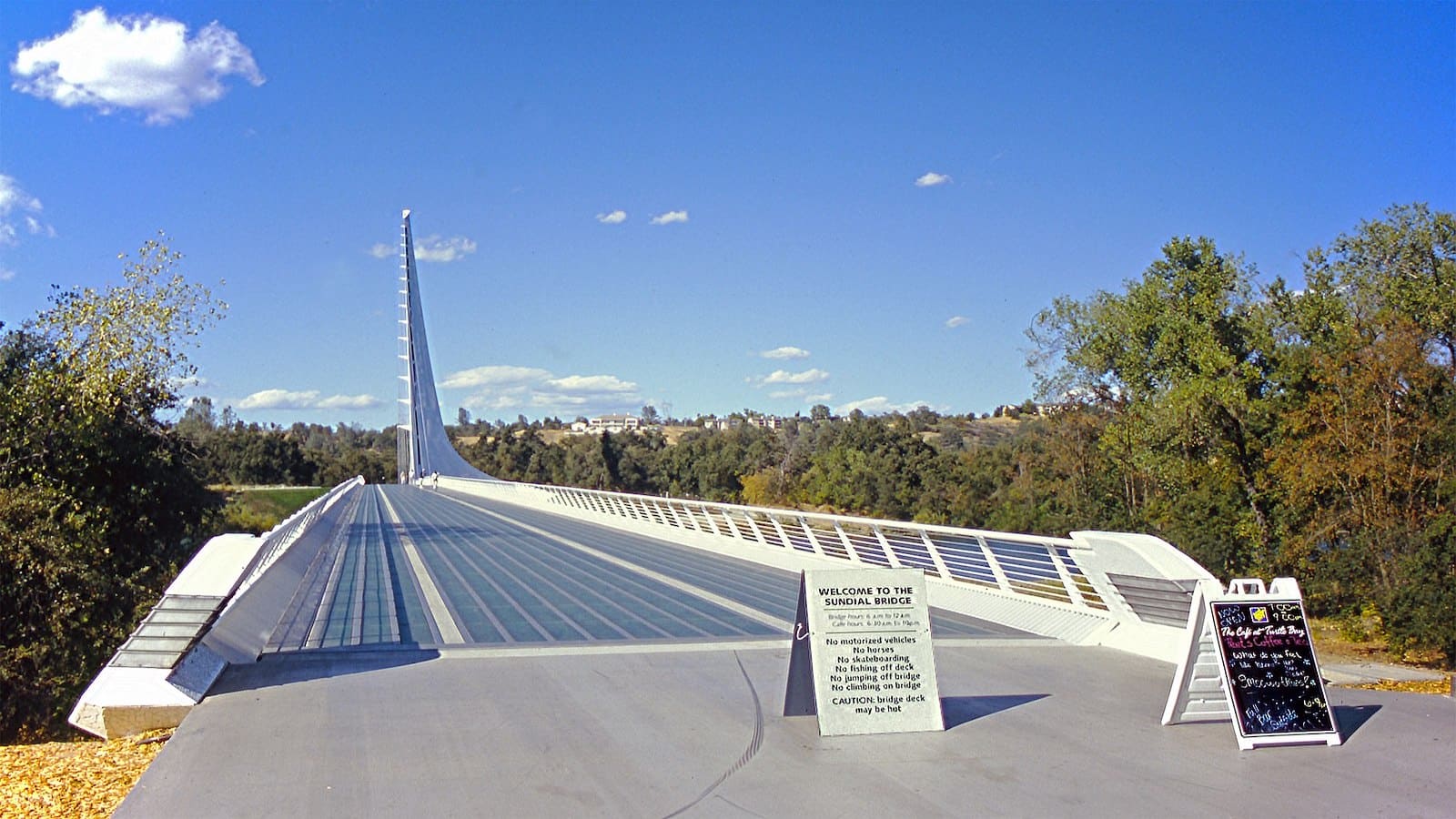 Sundial_Bridge_bridges_800x450_Tequask