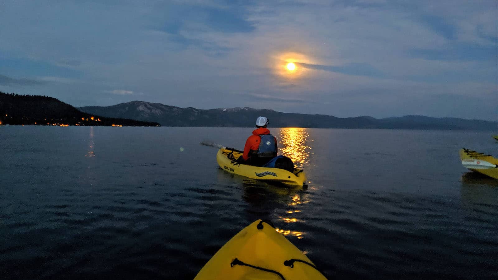 things to do tahoe, full moon kayak