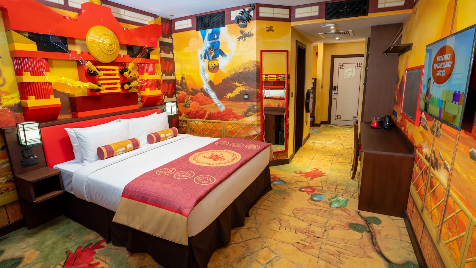 legoland_hotel_room_interior_ninjago_san diego ultimate guide_800x450