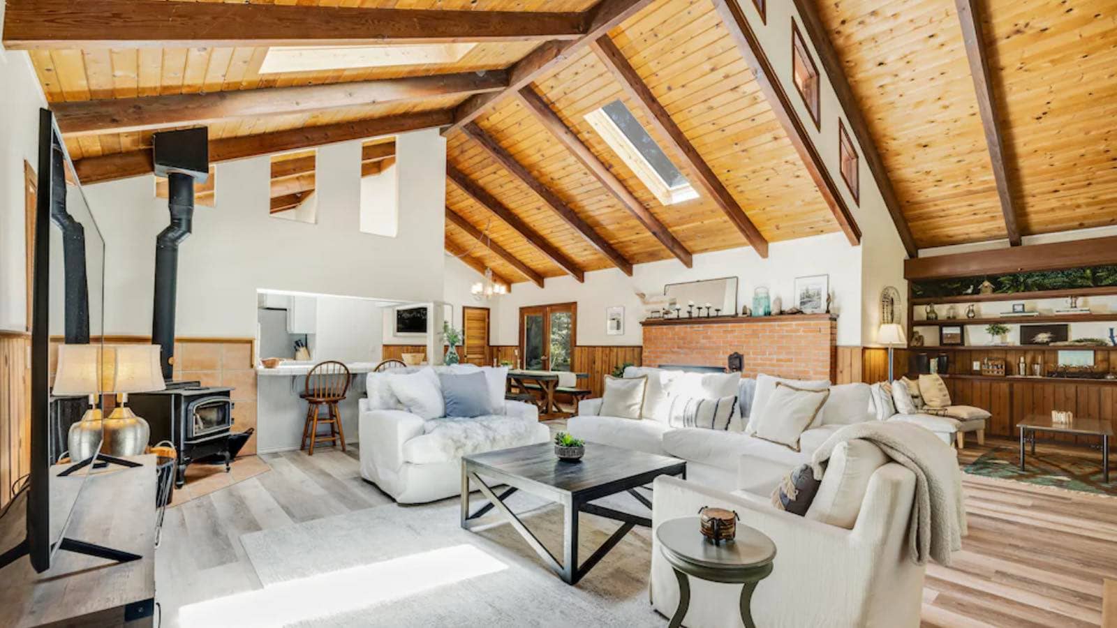 stay_Mendo_forest vrbo_800x450