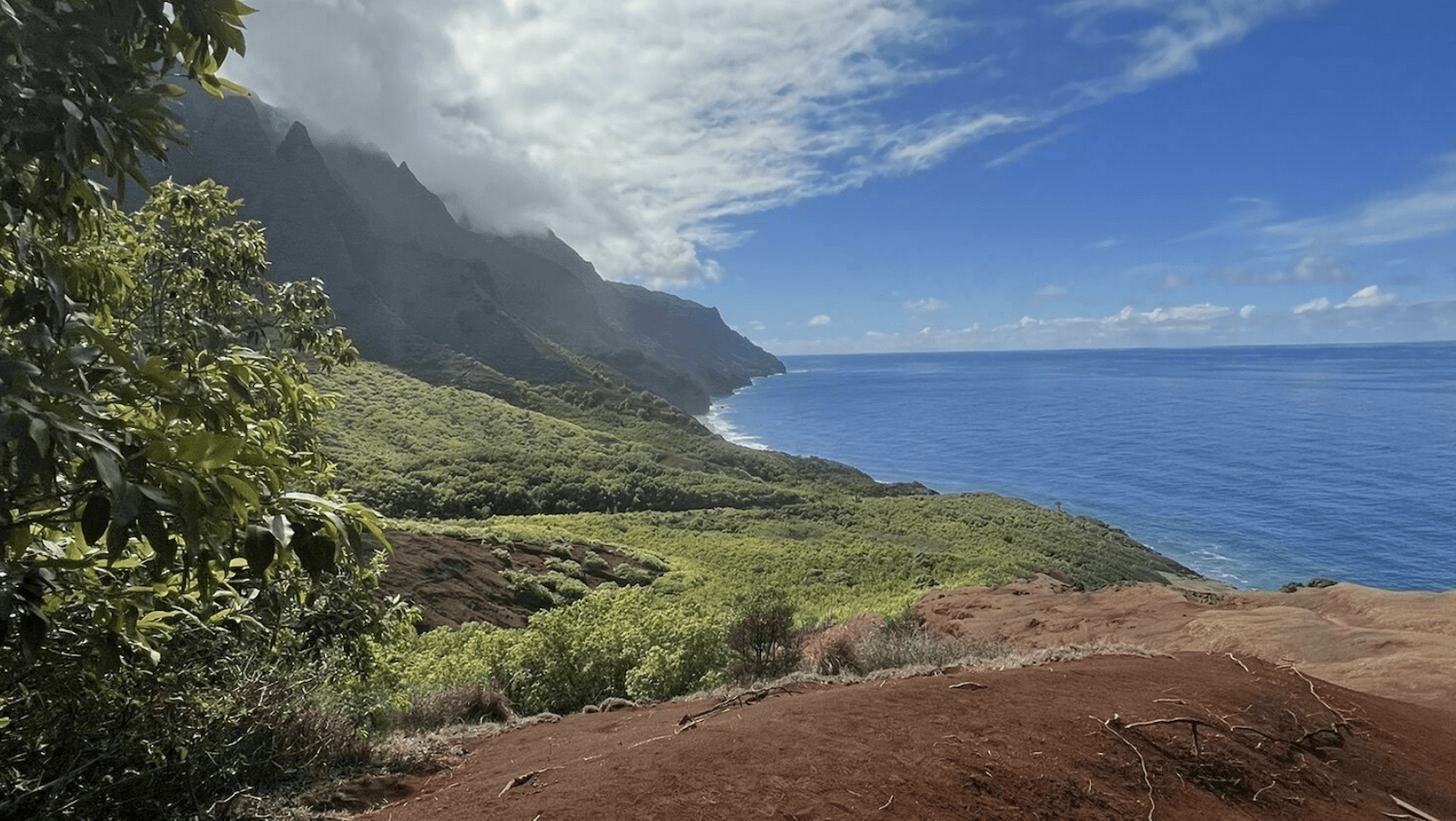 Kalalau Trail-Kauai-Hikes-credit Justin Ip:AllTrails-800x450