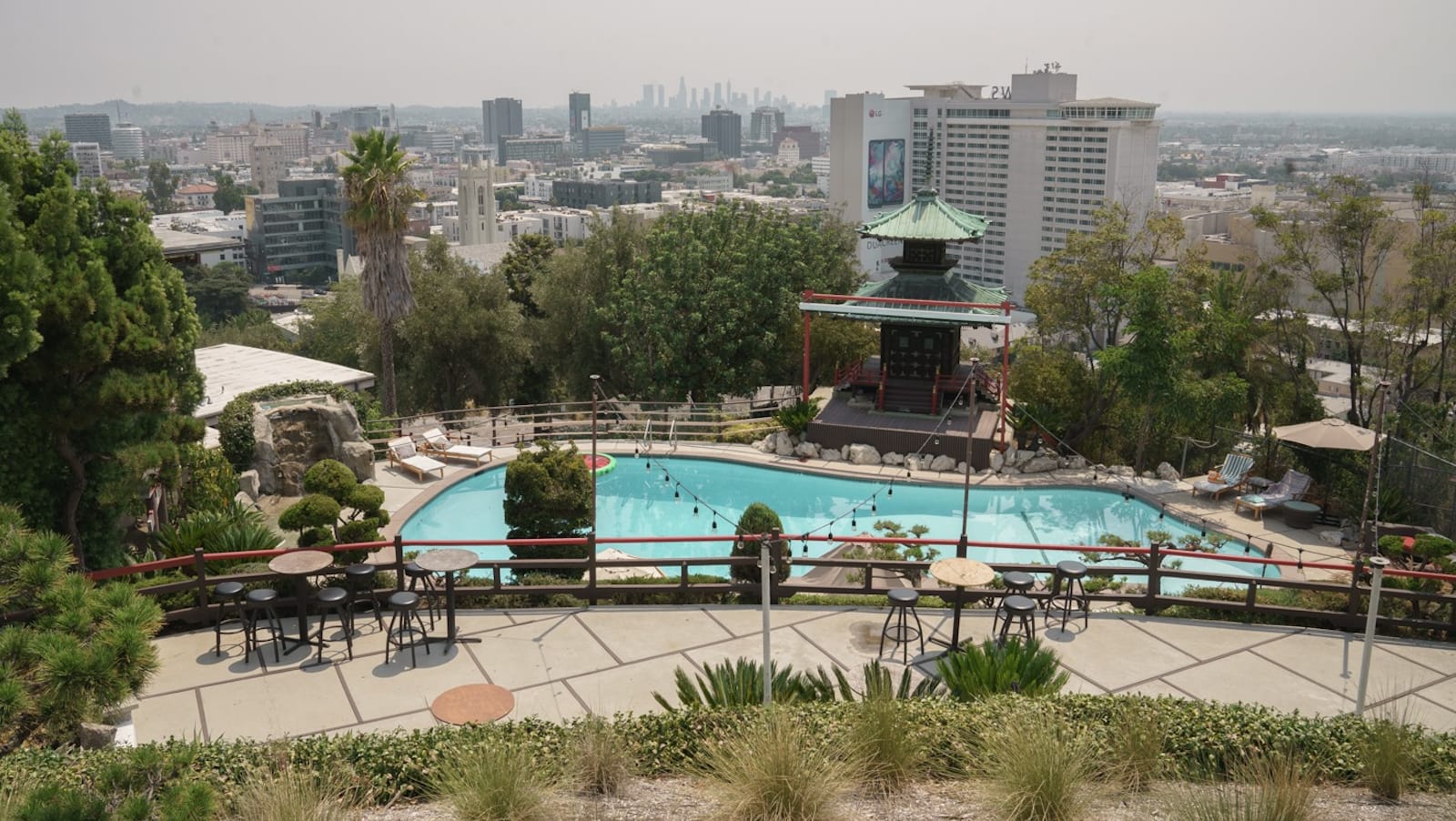los angeles_group getaways_hollywood hils hotel_800x450