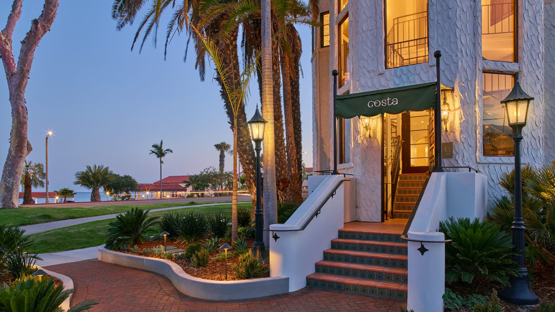 Mar Monte Hotel, SB Where to Stay
