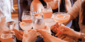 south bay_happy hour_feature image_800x400_helena yankovska
