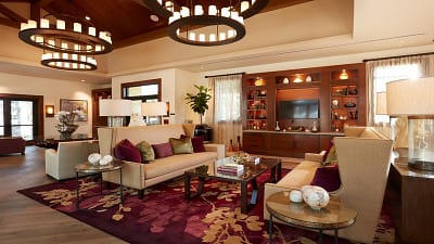 Vista Collina Resort-Napa-Group-800x450-credit Vista Collina Resort