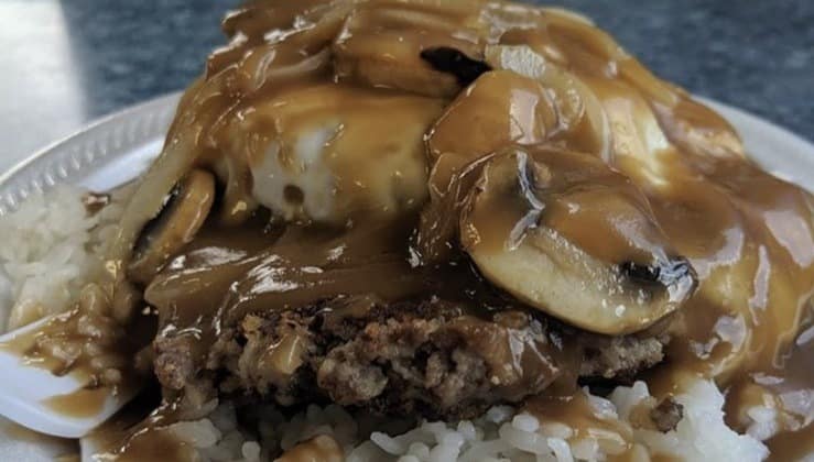 Hukilau-Cafe-Loco-Moco-Oahu-Hawaii-@anabahawaii-