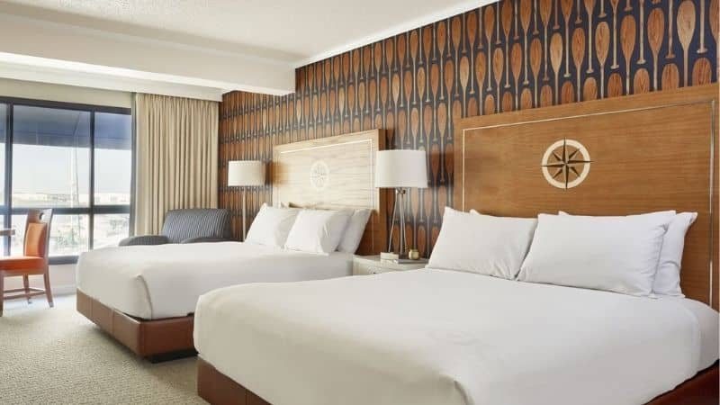 Waterfront Hotel-Luxury-East Bay-800