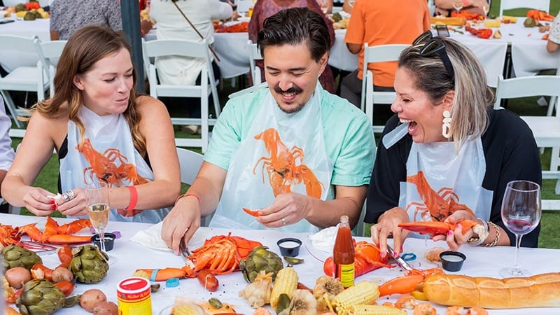 Lobster Feed Meritage Resort-Napa-August-credit @Meritage.Resort-feature-800x450