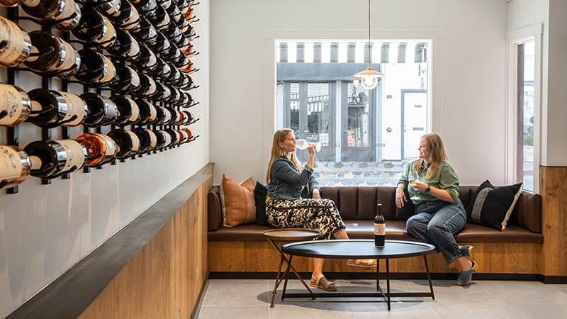 SqualoVino-Bay Area-Wine Bars-4-credit SqualoVino-800x450