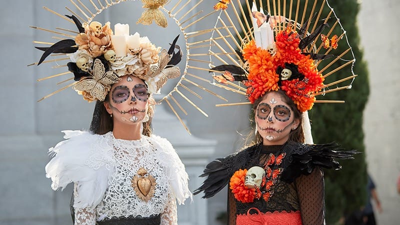 Hollywood Forever-Do-SoCal-Halloween Fall Activities-Day of the Dead-credit @hwdforever-800x450