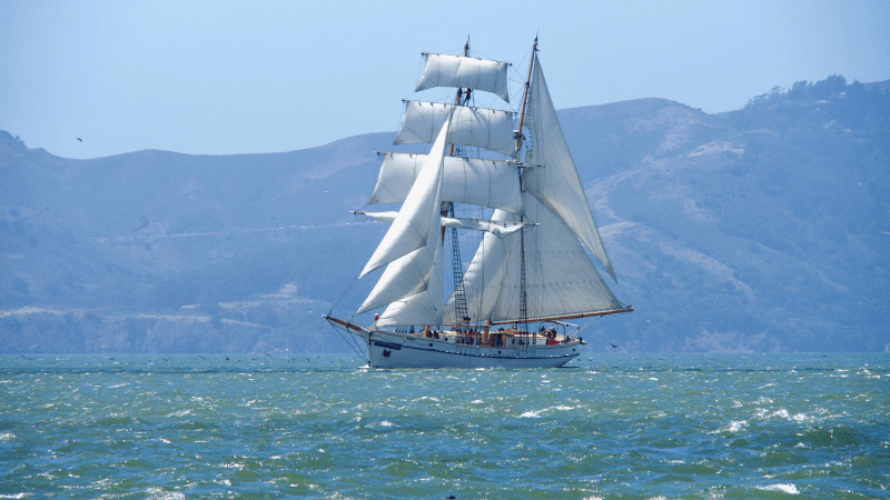 ship sailing