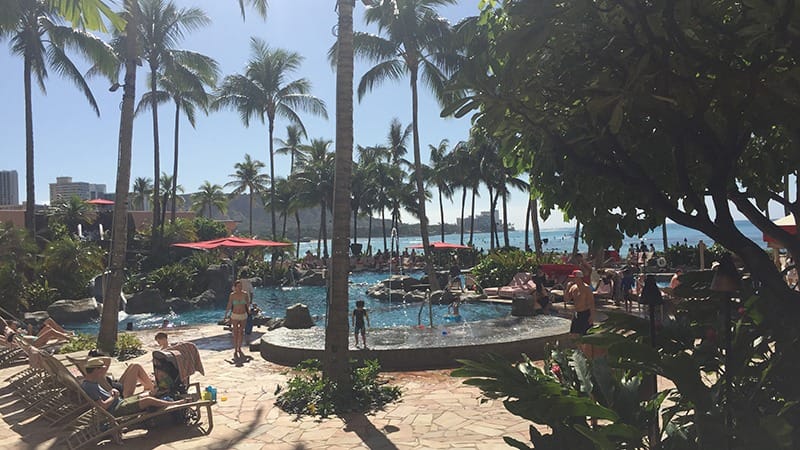 Royal-Hawaiian-Sheraton-Hawaii-Oahu-Waikiki-pool