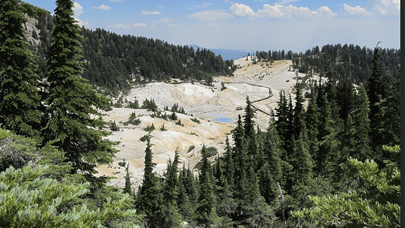 California-hiking-lassen-volcanic-national-park-alltrails-david burrows-800