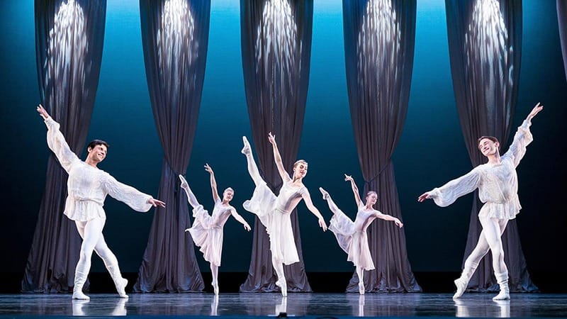Smuin Christmas Ballet-Do-MP-December-credit @smuinballet-800x450