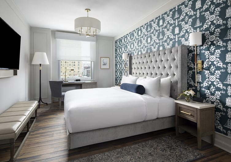 BG_ClassicGuestroom